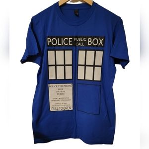 ⭐️Police Public Call Box T-shirt